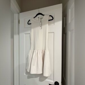 Alice + Olivia white dress size 4